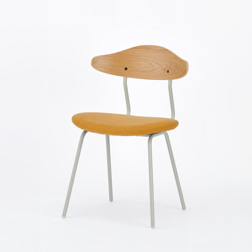 キャメルイエロー