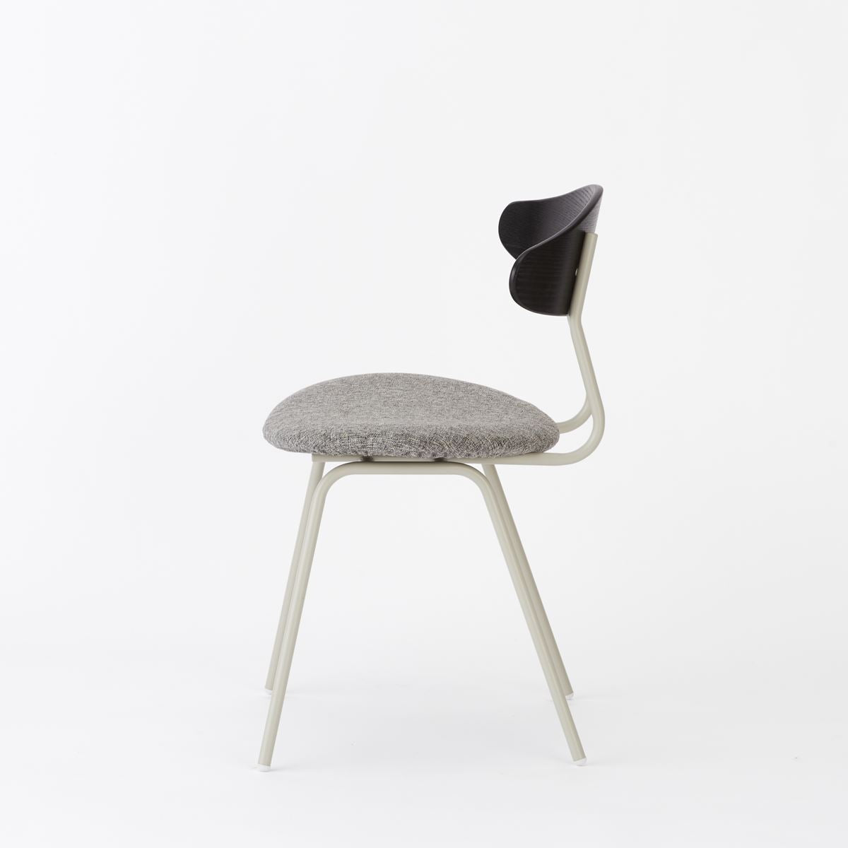 KUUM Chair kinoco - Gray White Steel Frame/Cushion/Black Back / クーム チェア キノコ