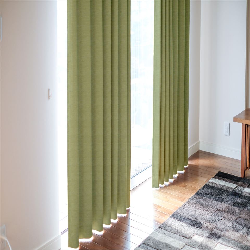 Natural Touch Curtain / カーテン