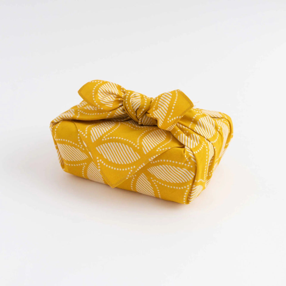 かまわぬ風呂敷 かさね七宝 使用例