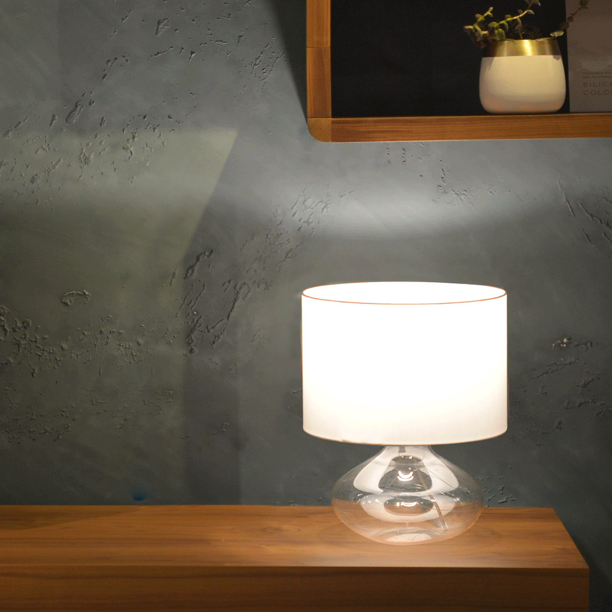 Glass base Table Lamp