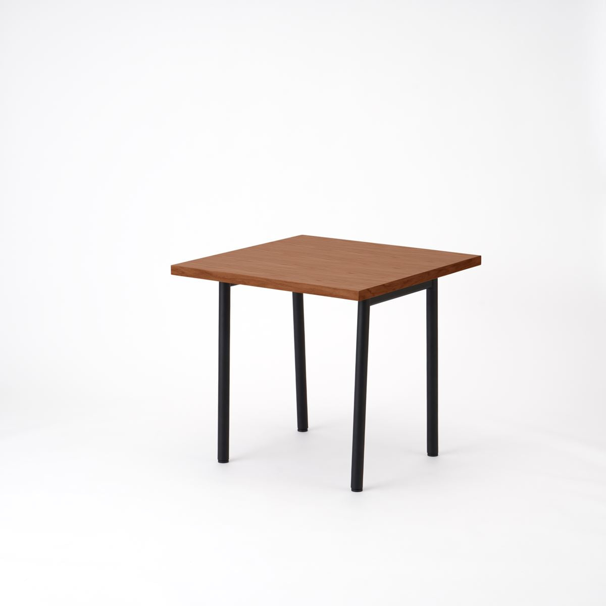 KUUM Table W800 × D800 - オーク突板ブラウン / クーム テーブル