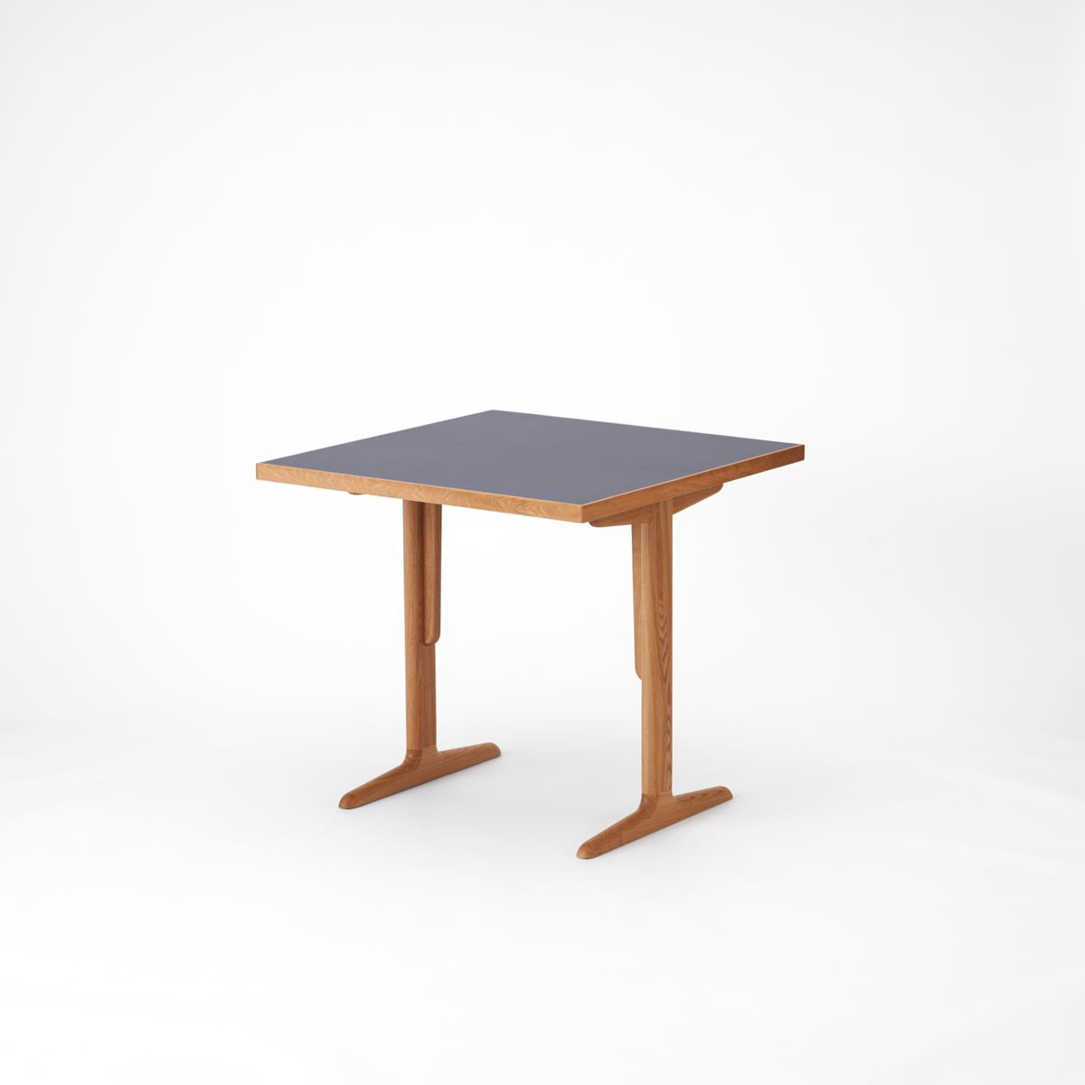 KUUM Table W800 × D800 - メラミンネイビー / クーム テーブル