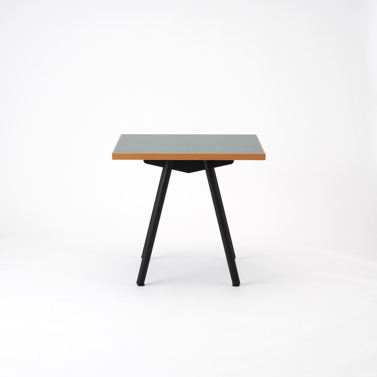 KUUM Table W800 × D800 - メラミングレー / クーム テーブル
