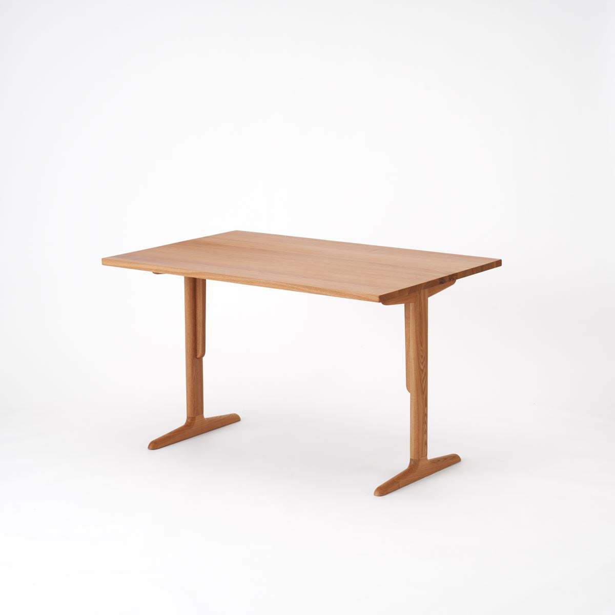 KUUM Table W1200 × D800 - アッシュ無垢材ナチュラル / クーム テーブル