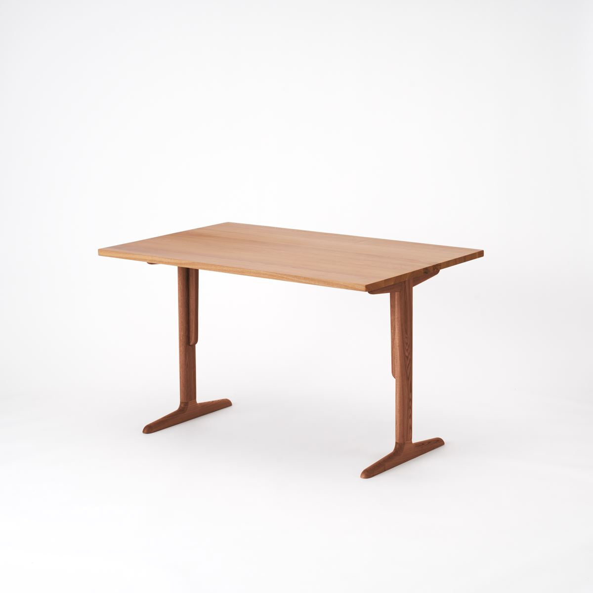 KUUM Table W1200 × D800 - アッシュ無垢材ナチュラル / クーム テーブル