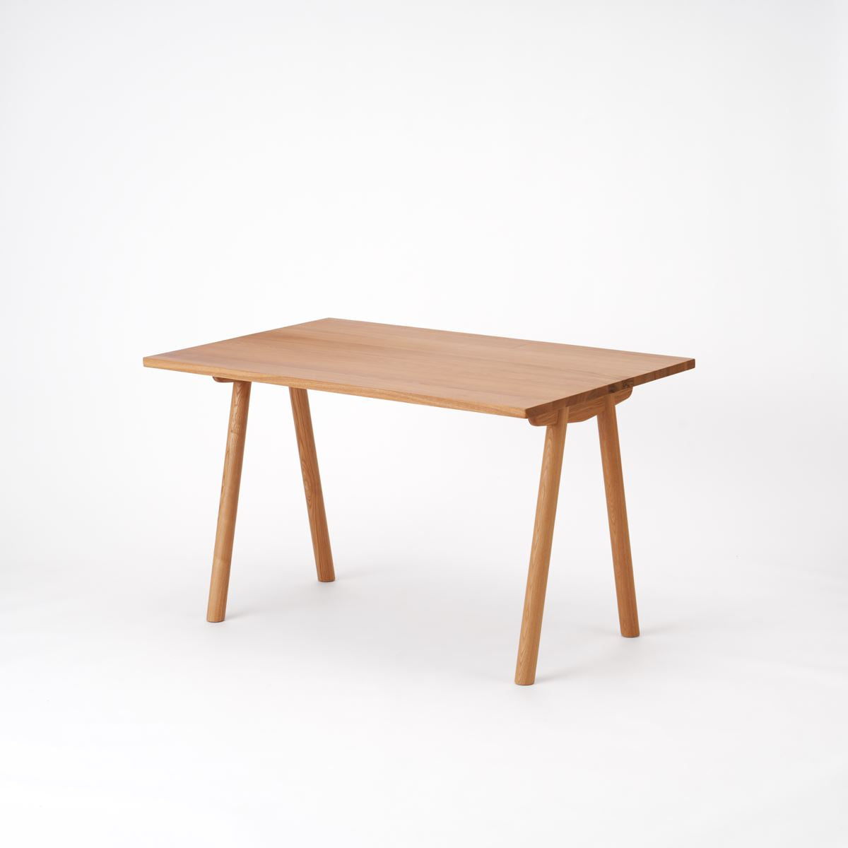 KUUM Table W1200 × D800 - アッシュ無垢材ナチュラル / クーム テーブル