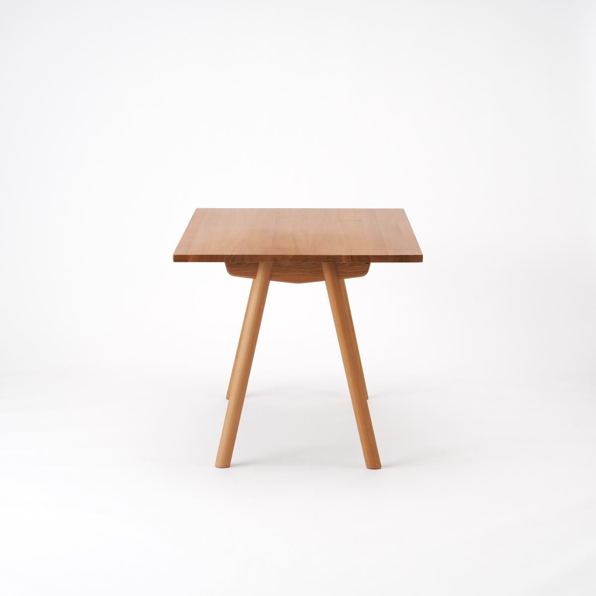 KUUM Table W1200 × D800 - アッシュ無垢材ナチュラル / クーム テーブル
