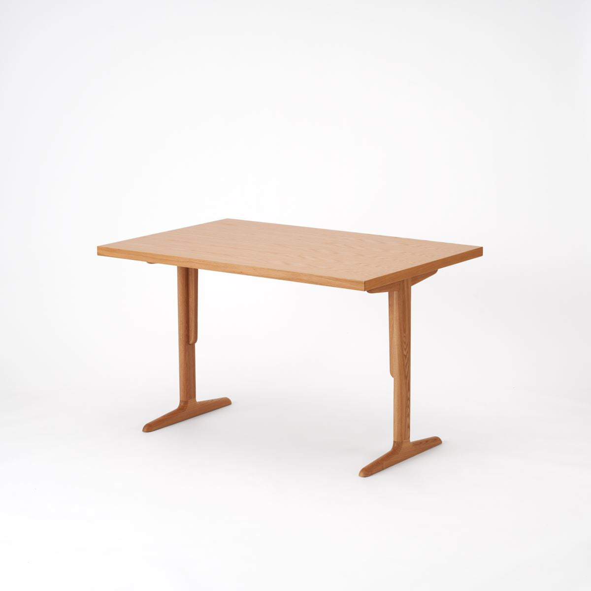 KUUM Table W1200 × D800 - オーク突板ナチュラル / クーム テーブル