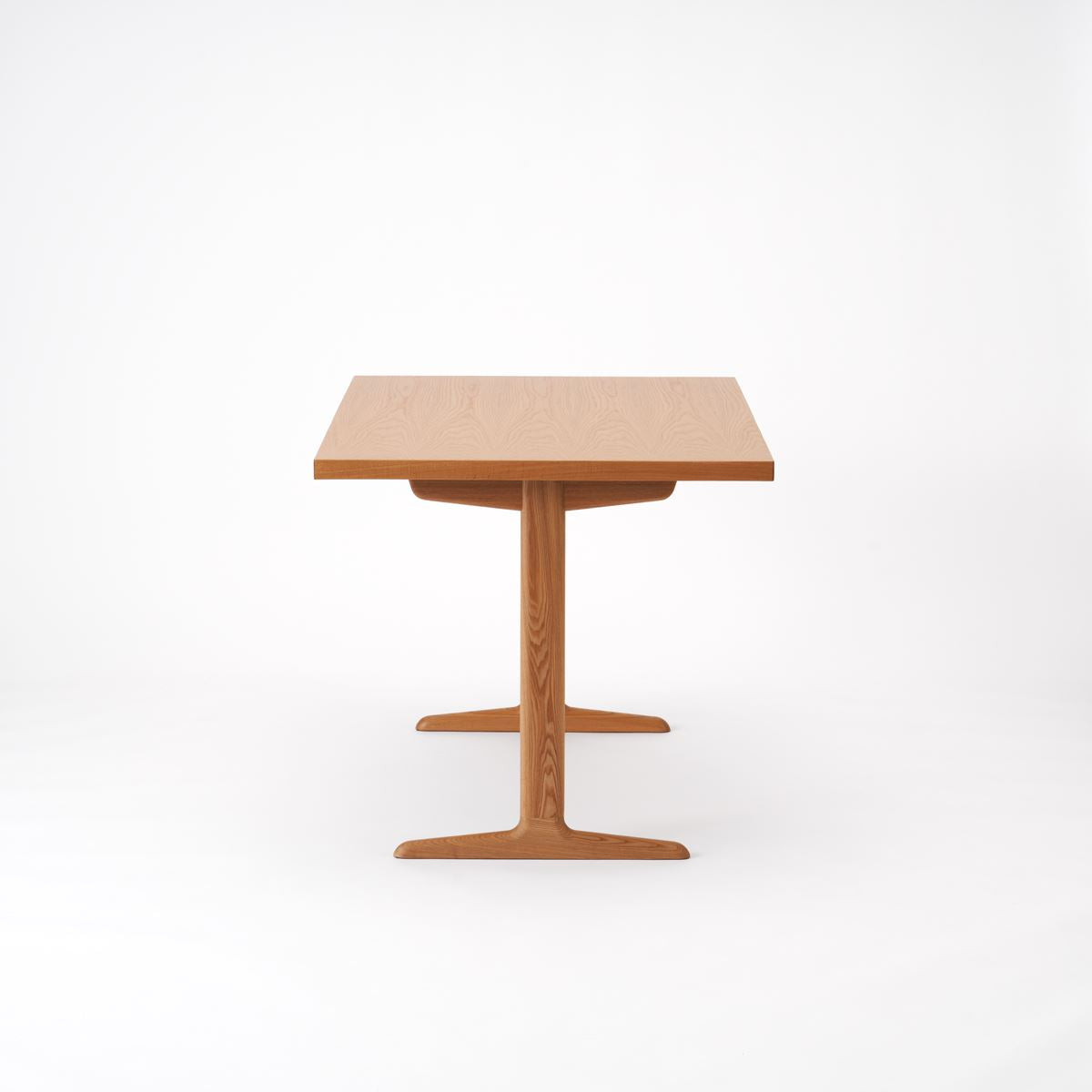 KUUM Table W1200 × D800 - オーク突板ナチュラル / クーム テーブル