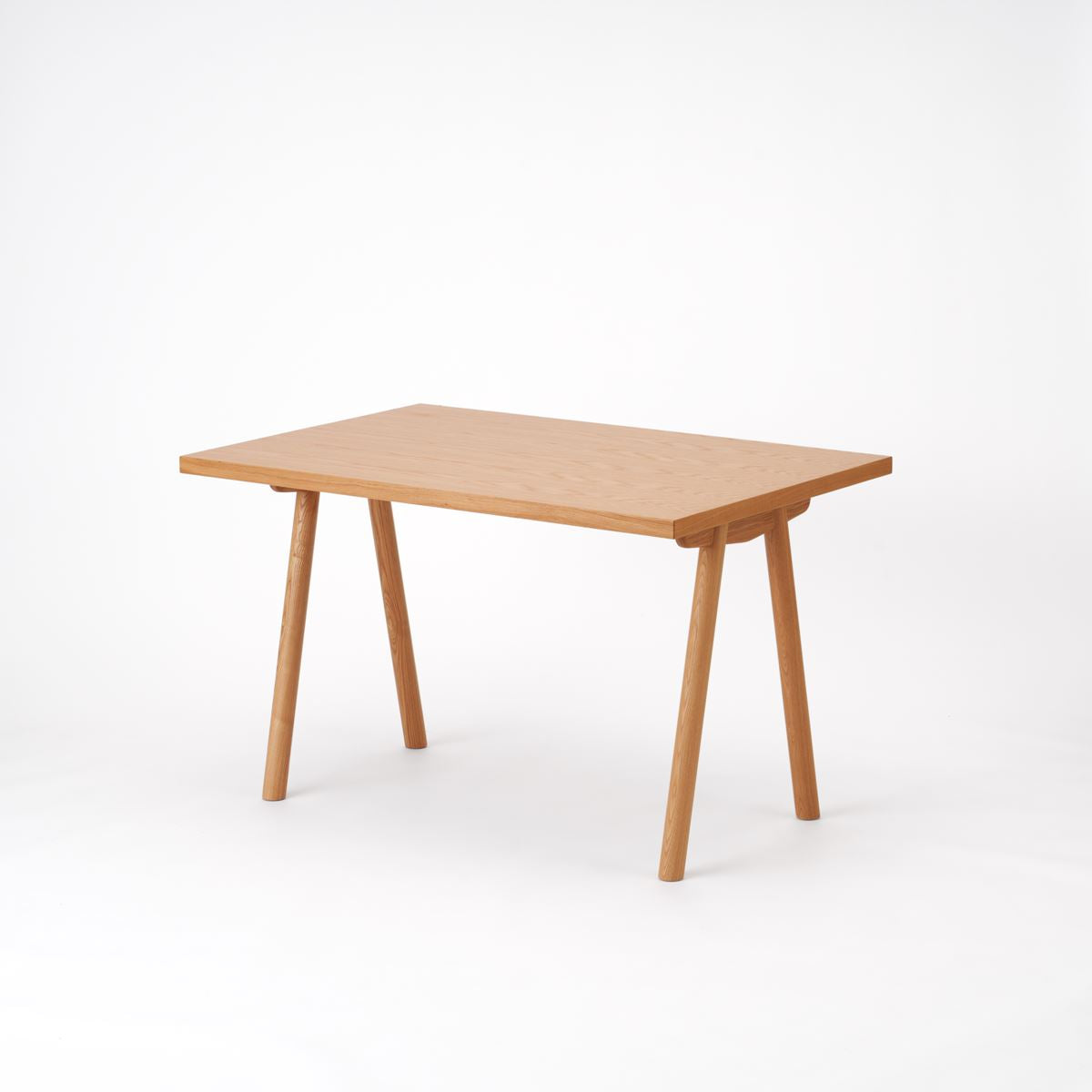 KUUM Table W1200 × D800 - オーク突板ナチュラル / クーム テーブル