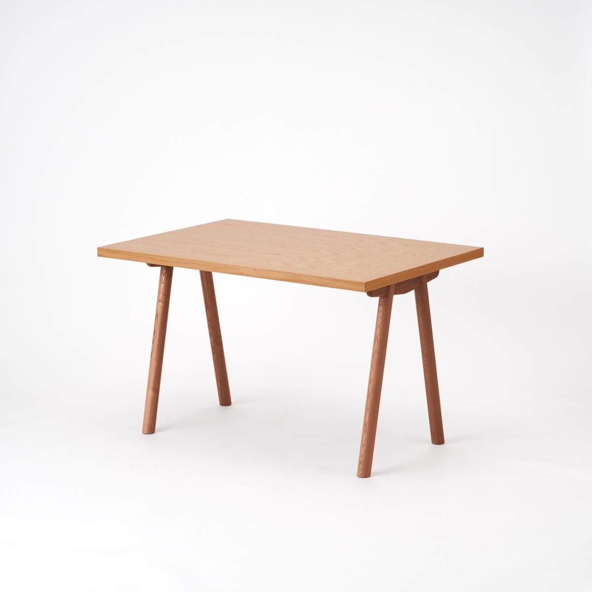 KUUM Table W1200 × D800 - オーク突板ナチュラル / クーム テーブル