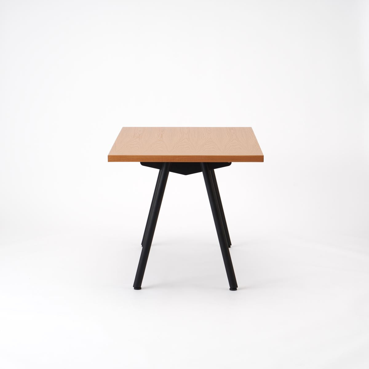 KUUM Table W1200 × D800 - オーク突板ナチュラル / クーム テーブル