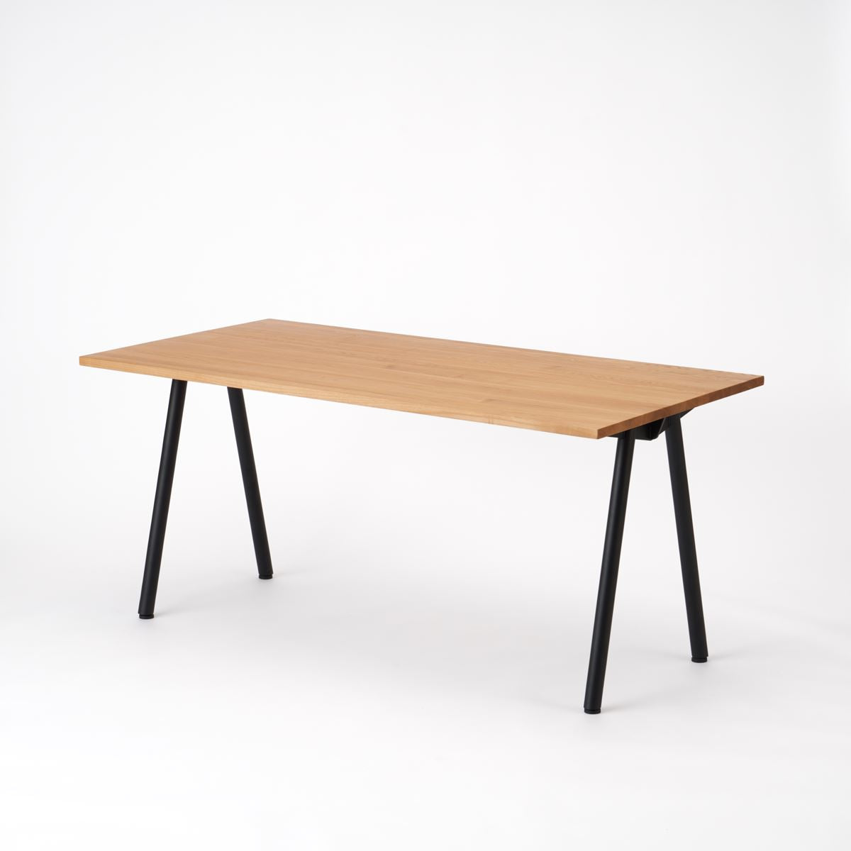 KUUM Table W1600 × D800 - アッシュ無垢材ナチュラル / クーム テーブル