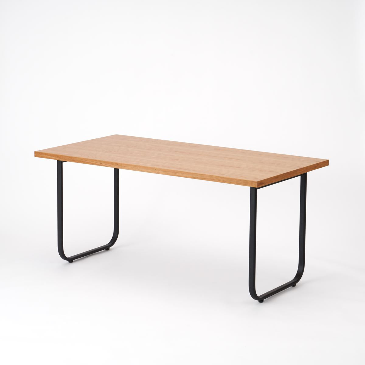 KUUM Table W1600 × D800 - オーク突板ナチュラル / クーム テーブル