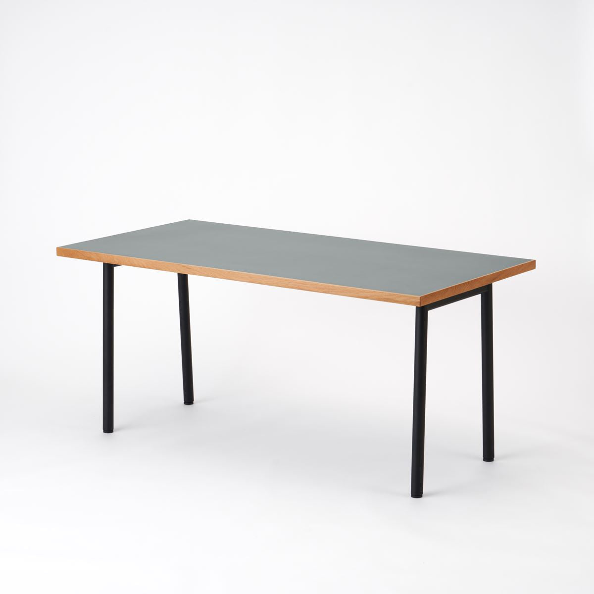 KUUM Table W1600 × D800 - メラミングレー / クーム テーブル