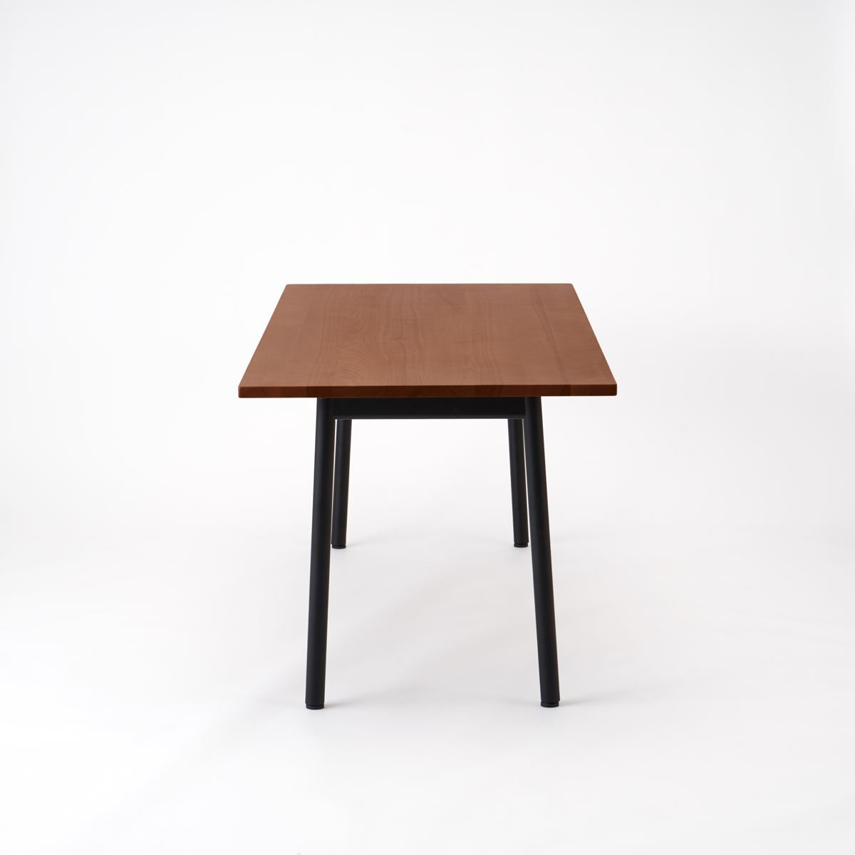 KUUM Table W1800 × D800 - アッシュ無垢材ブラウン / クーム テーブル