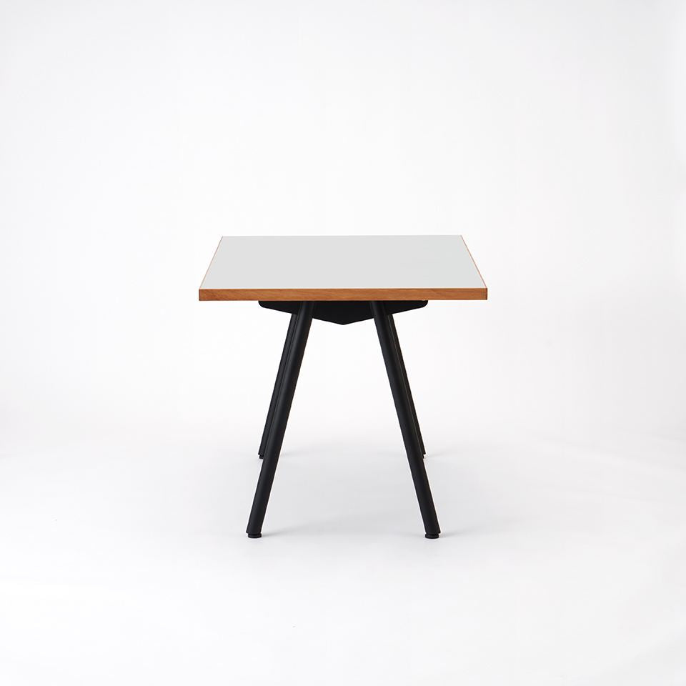 KUUM Table W1200 × D800 - メラミンホワイト / クーム テーブル