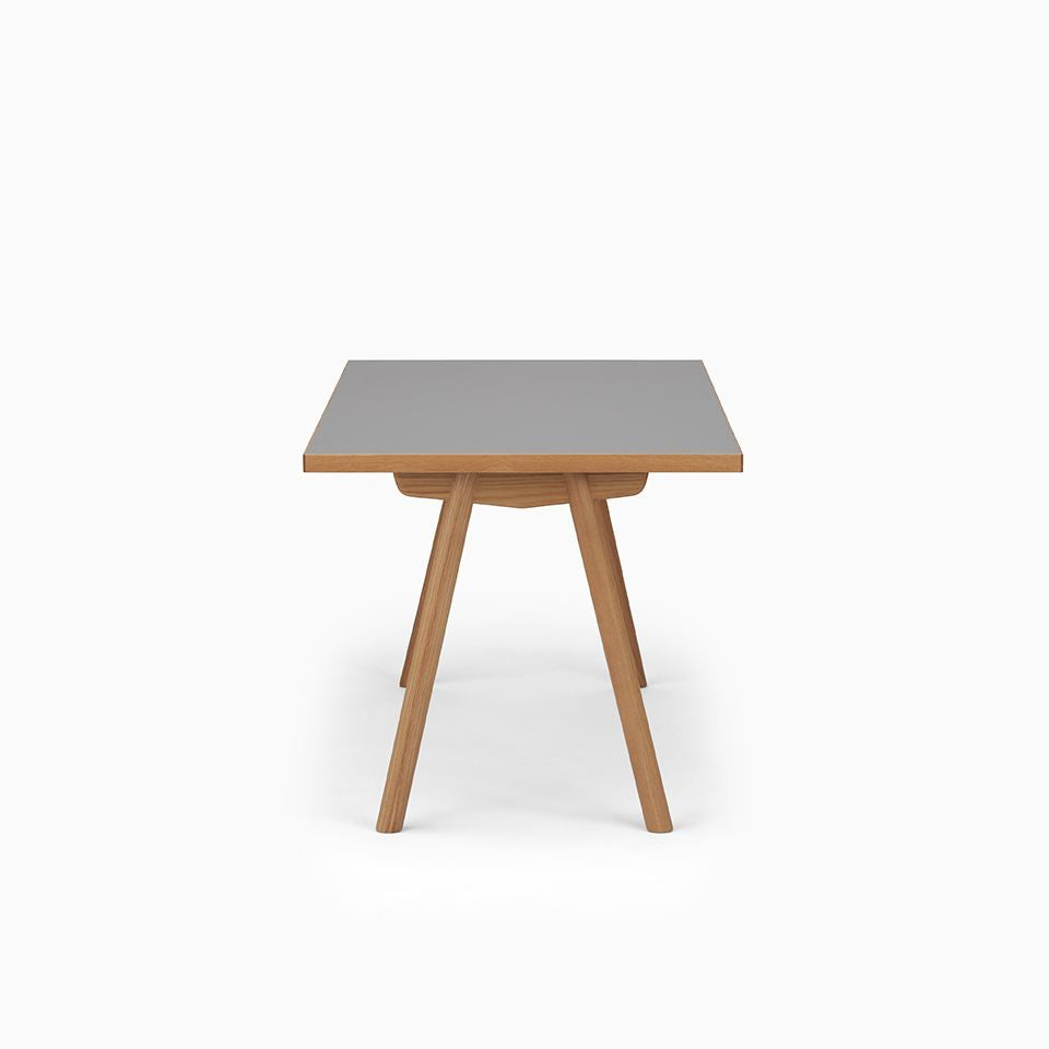 KUUM Table W1400 × D800 - メラミングレー / クーム テーブル