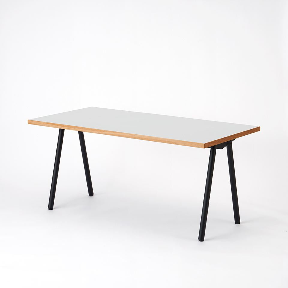 KUUM Table W1600 × D800 - メラミンホワイト / クーム テーブル