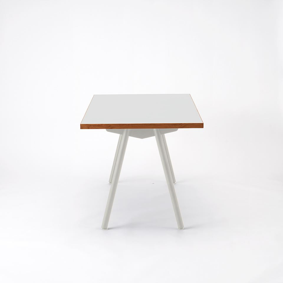 KUUM Table W1600 × D800 - メラミンホワイト / クーム テーブル
