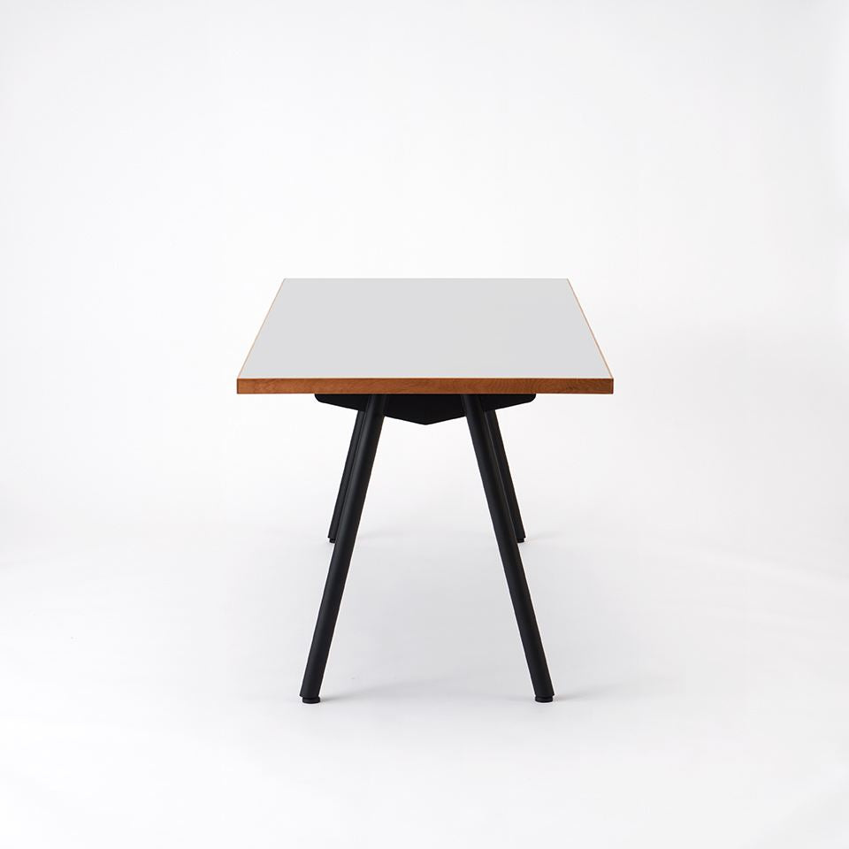 KUUM Table W1800 × D800 - メラミンホワイト / クーム テーブル