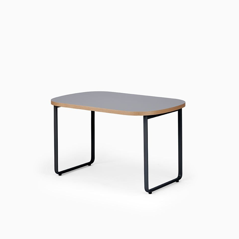 KUUM Table Oval W1200 × D800 - メラミングレー / クーム テーブル