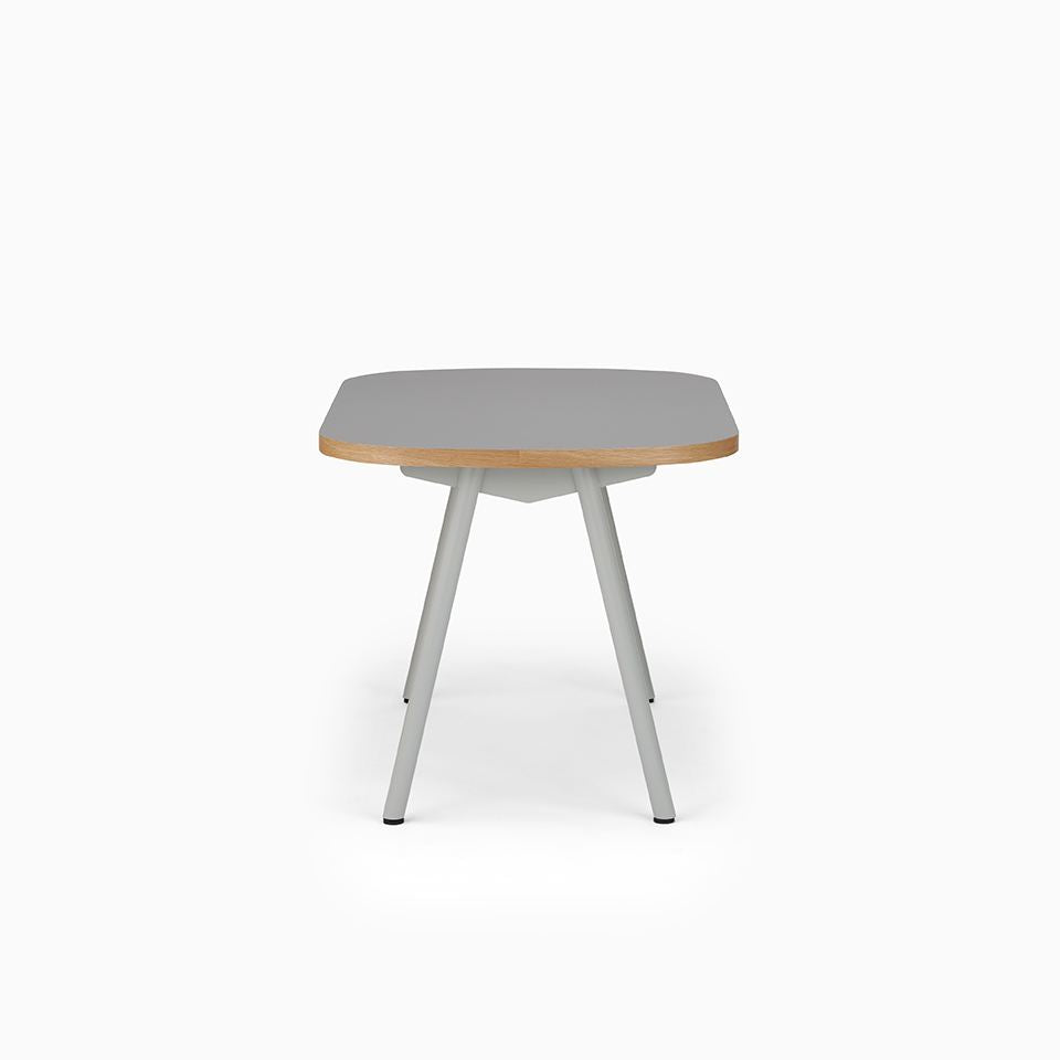 KUUM Table Oval W1200 × D800 - メラミングレー / クーム テーブル