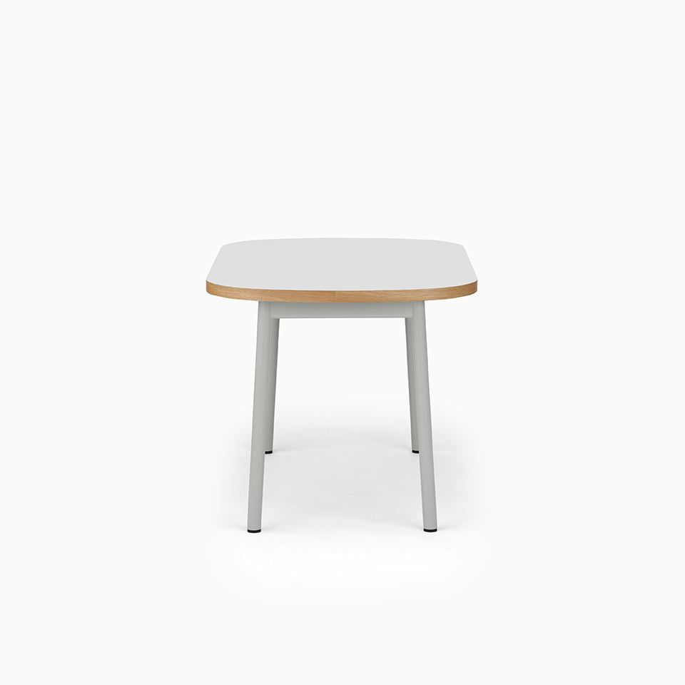 KUUM Table Oval W1200 × D800 - メラミンホワイト / クーム テーブル