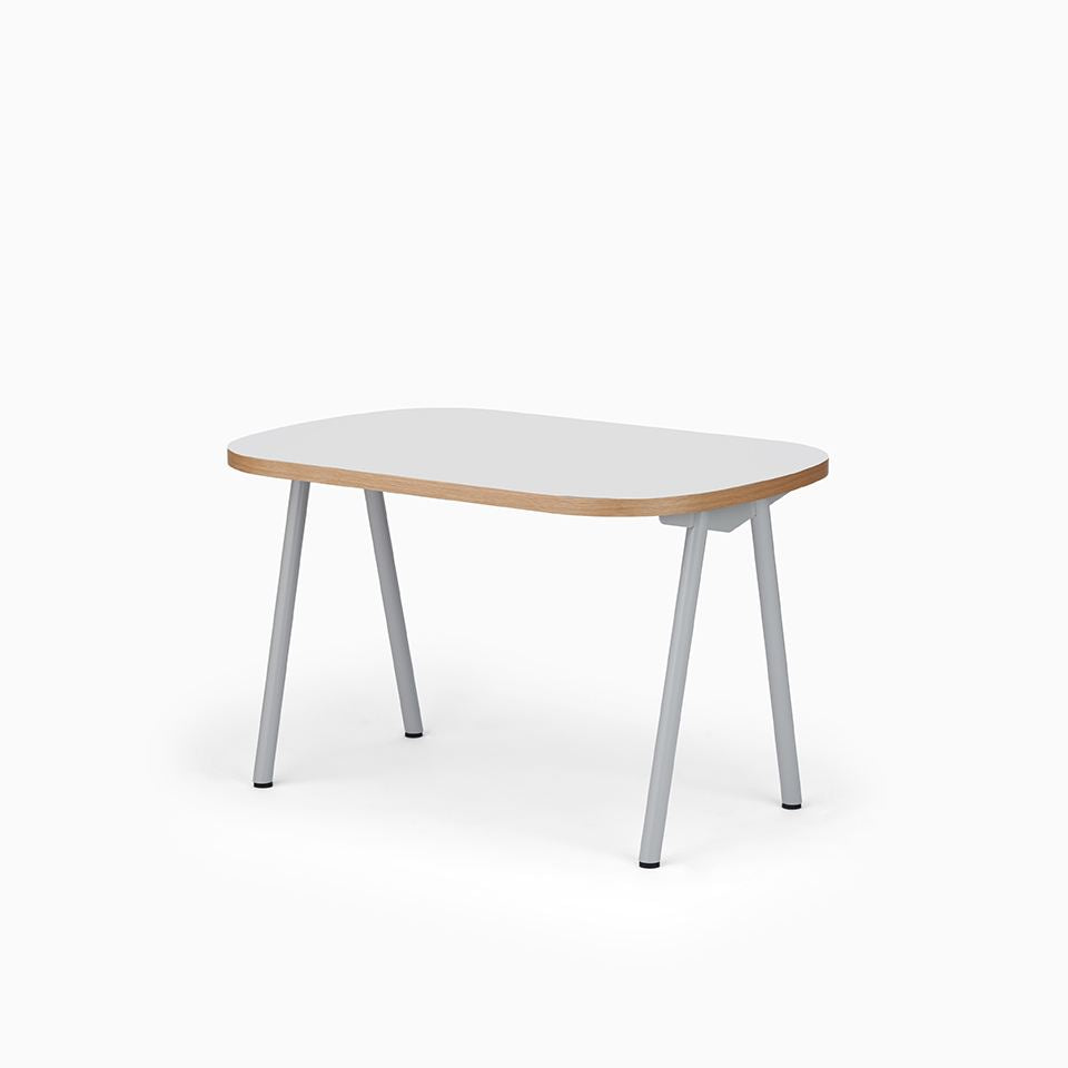 KUUM Table Oval W1200 × D800 - メラミンホワイト / クーム テーブル