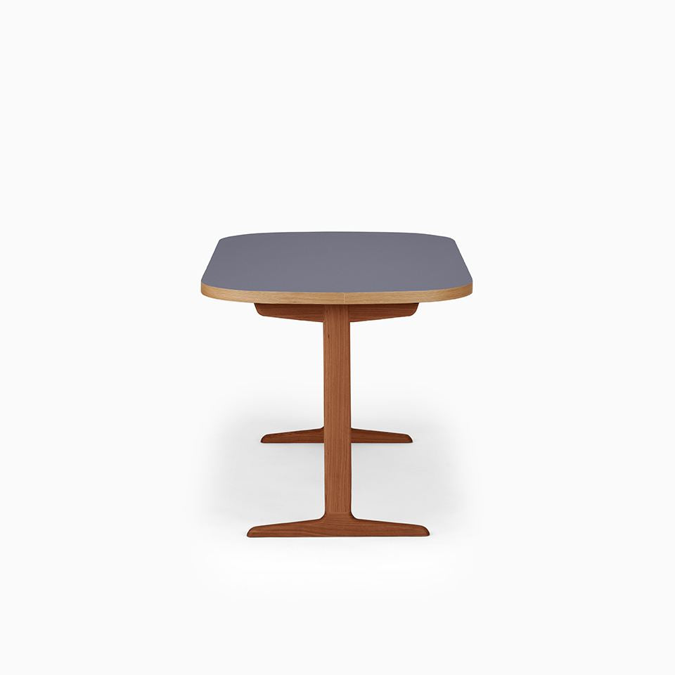 KUUM Table Oval W1400 × D800 - メラミンネイビー / クーム テーブル