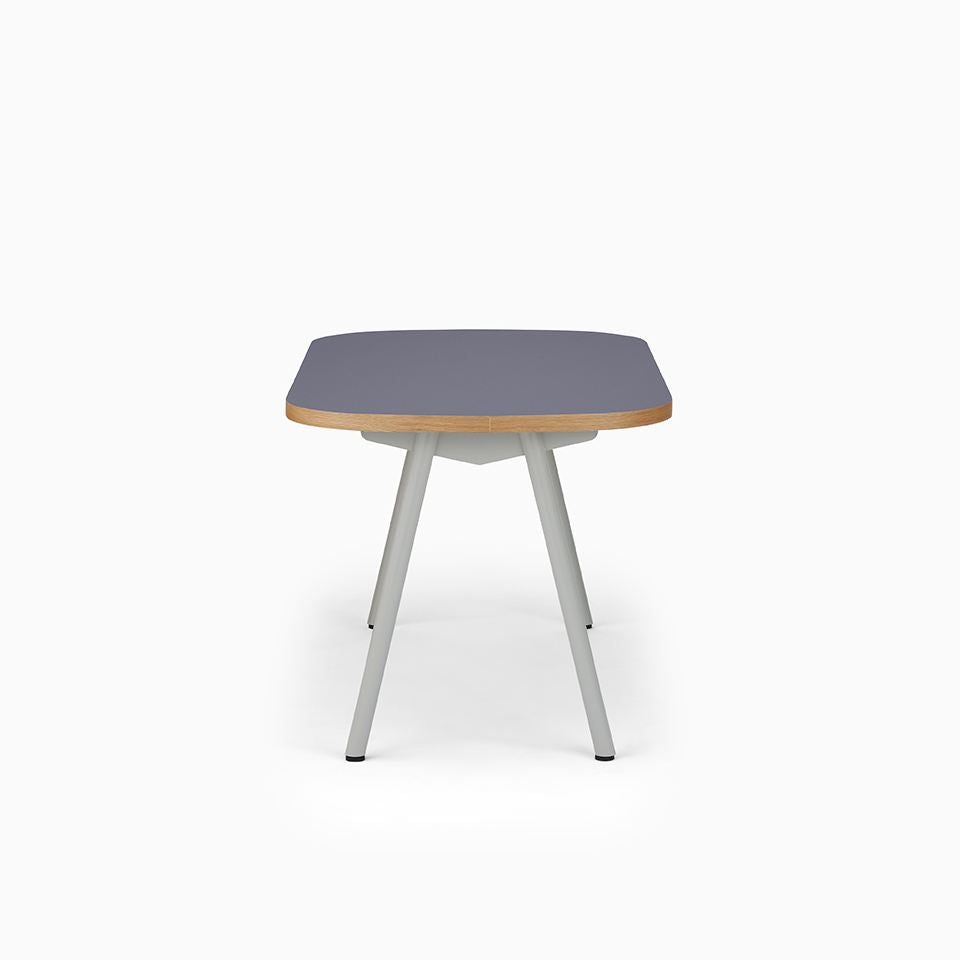 KUUM Table Oval W1400 × D800 - メラミンネイビー / クーム テーブル