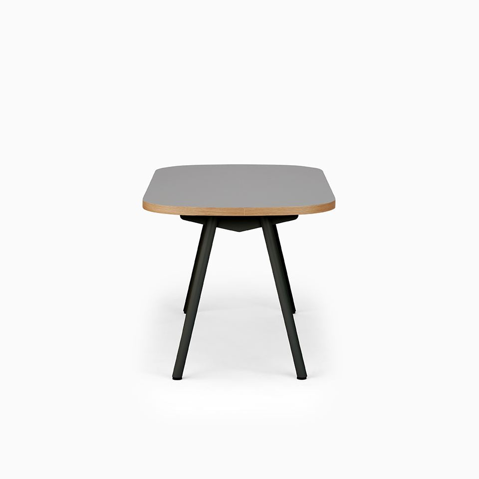 KUUM Table Oval W1400 × D800 - メラミングレー / クーム テーブル