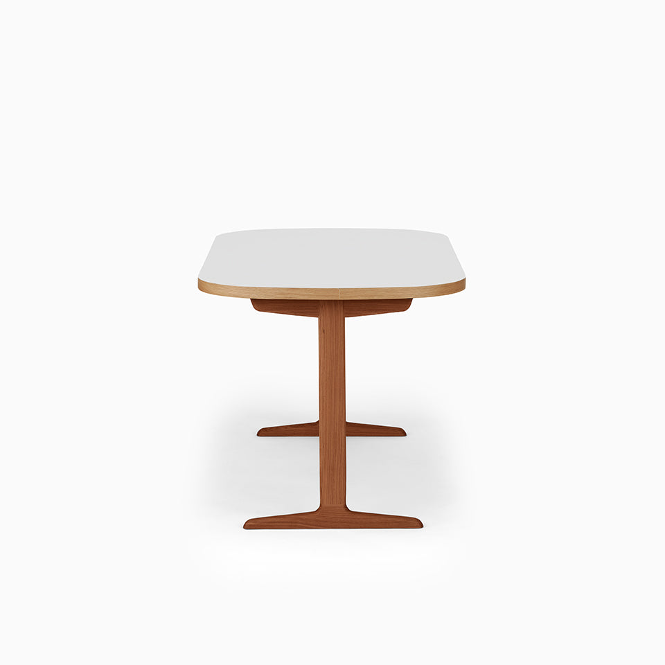 KUUM Table Oval W1400 × D800 - メラミンホワイト / クーム テーブル