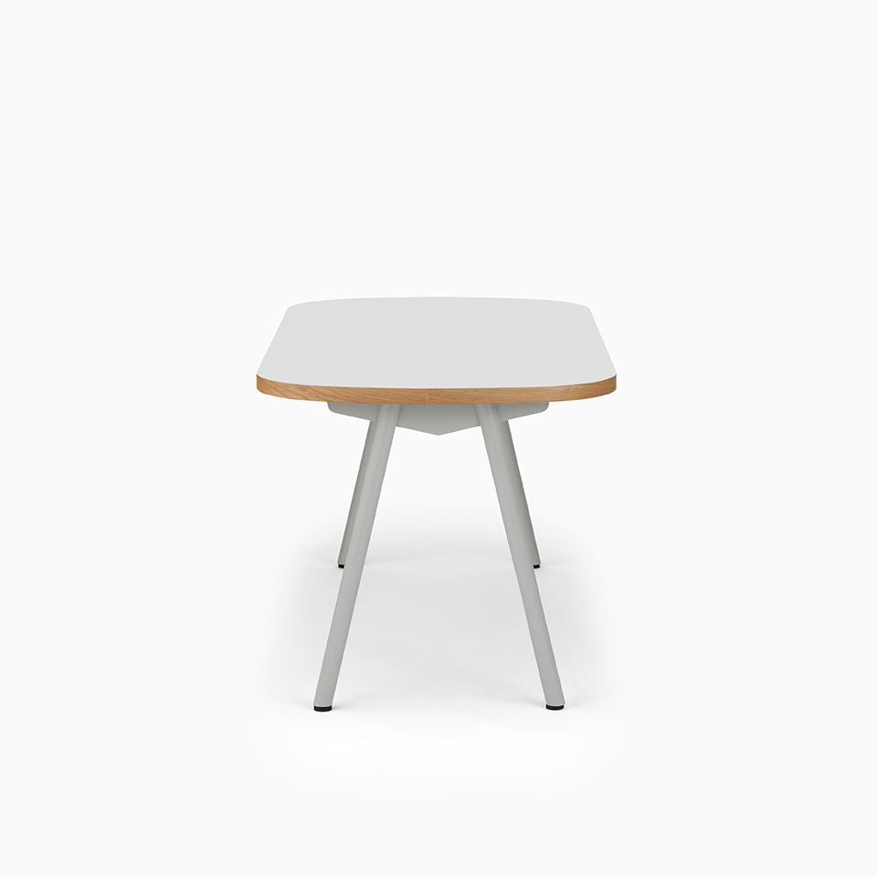 KUUM Table Oval W1600 × D800 - メラミンホワイト / クーム テーブル