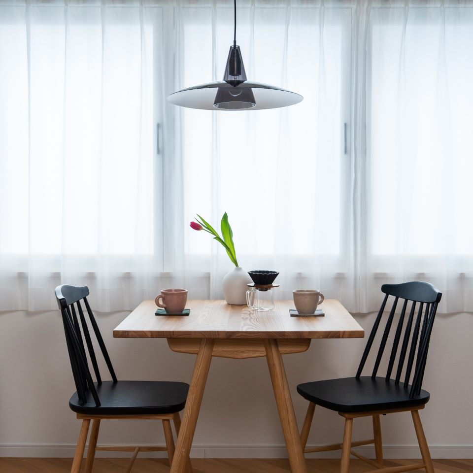 KUUM Table W800 × D800 - オーク突板ナチュラル / クーム テーブル