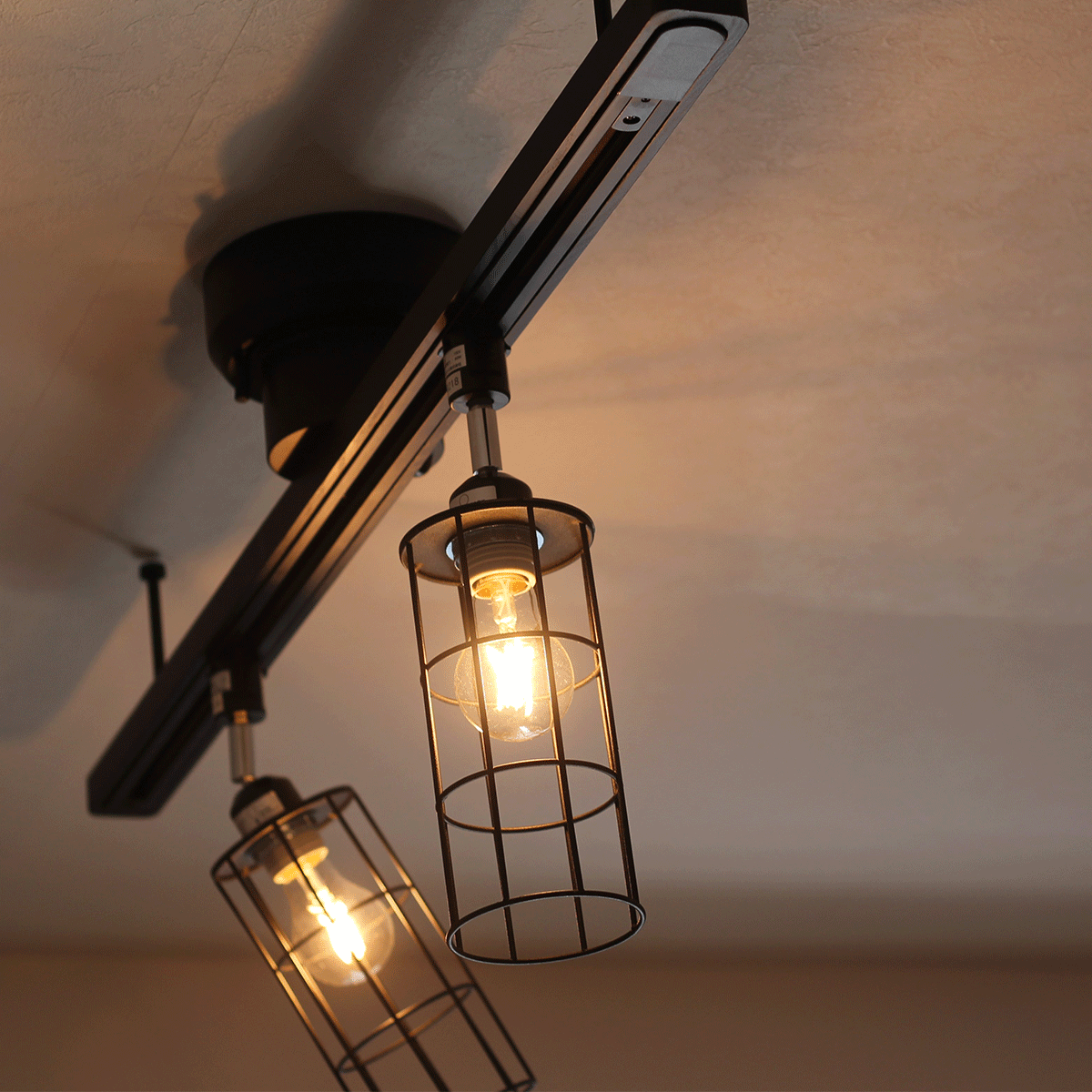 LIGHTING DUCT RAIL