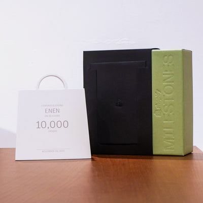 Shopifyより「銀の盾」をいただきました
