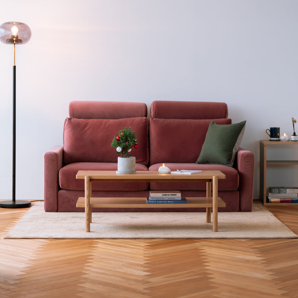 ラグ一枚でお部屋が変わる。季節と気分を動かす模様替えのコツ