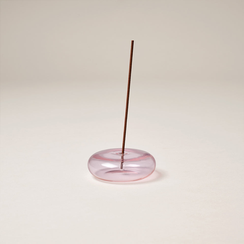 ガラスお香ホルダー ピンク色 使用例