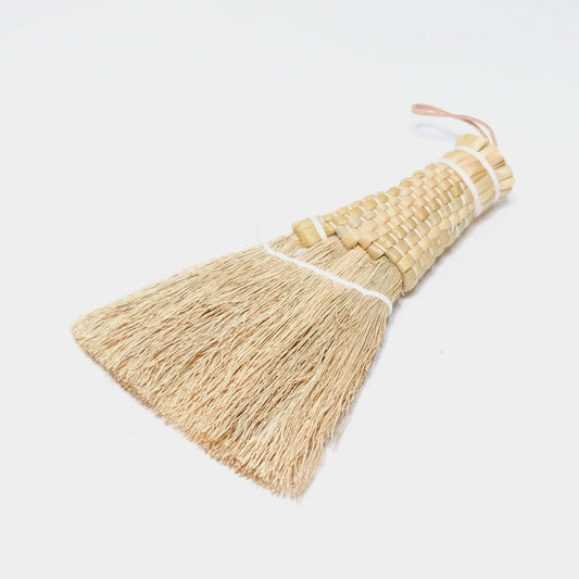 Desktop Broom / 卓上ほうき