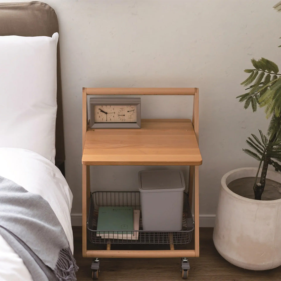 リヴ テーブルワゴン　寝室シーン