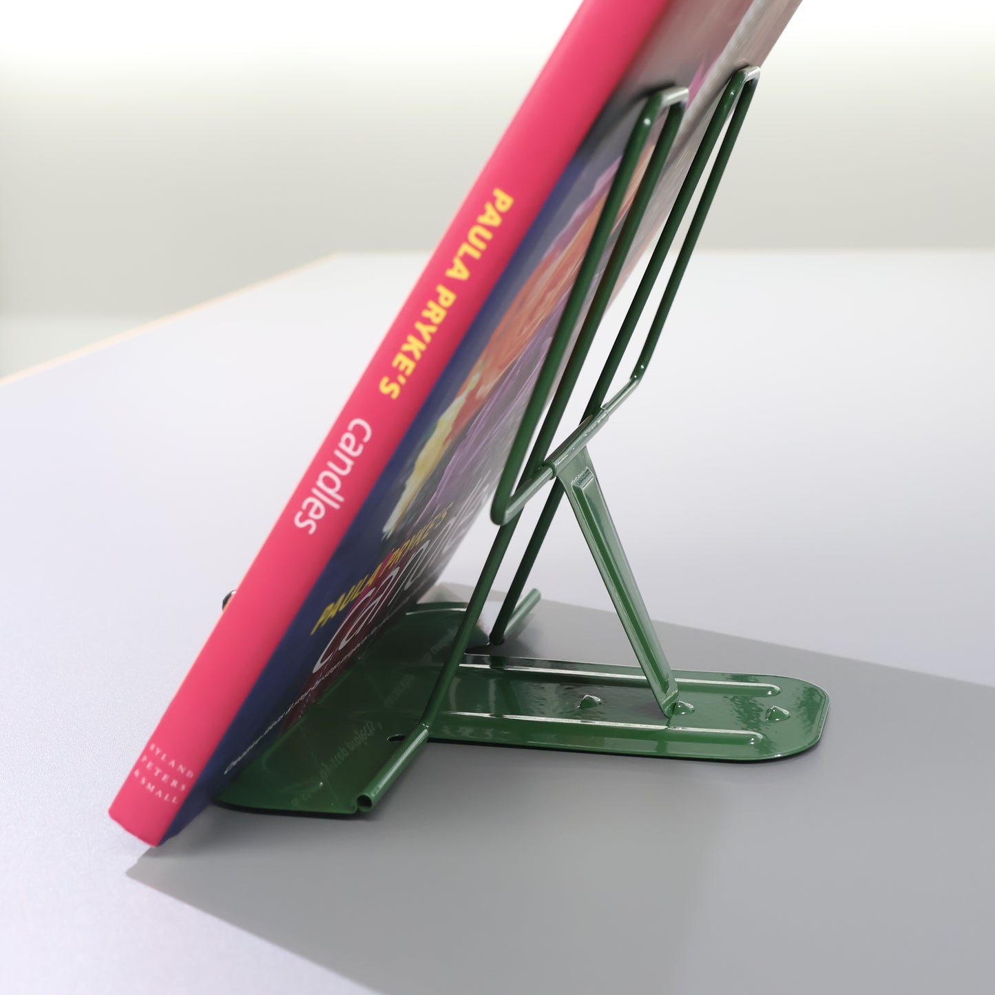 Metal Book Stand / メタルブックスタンド