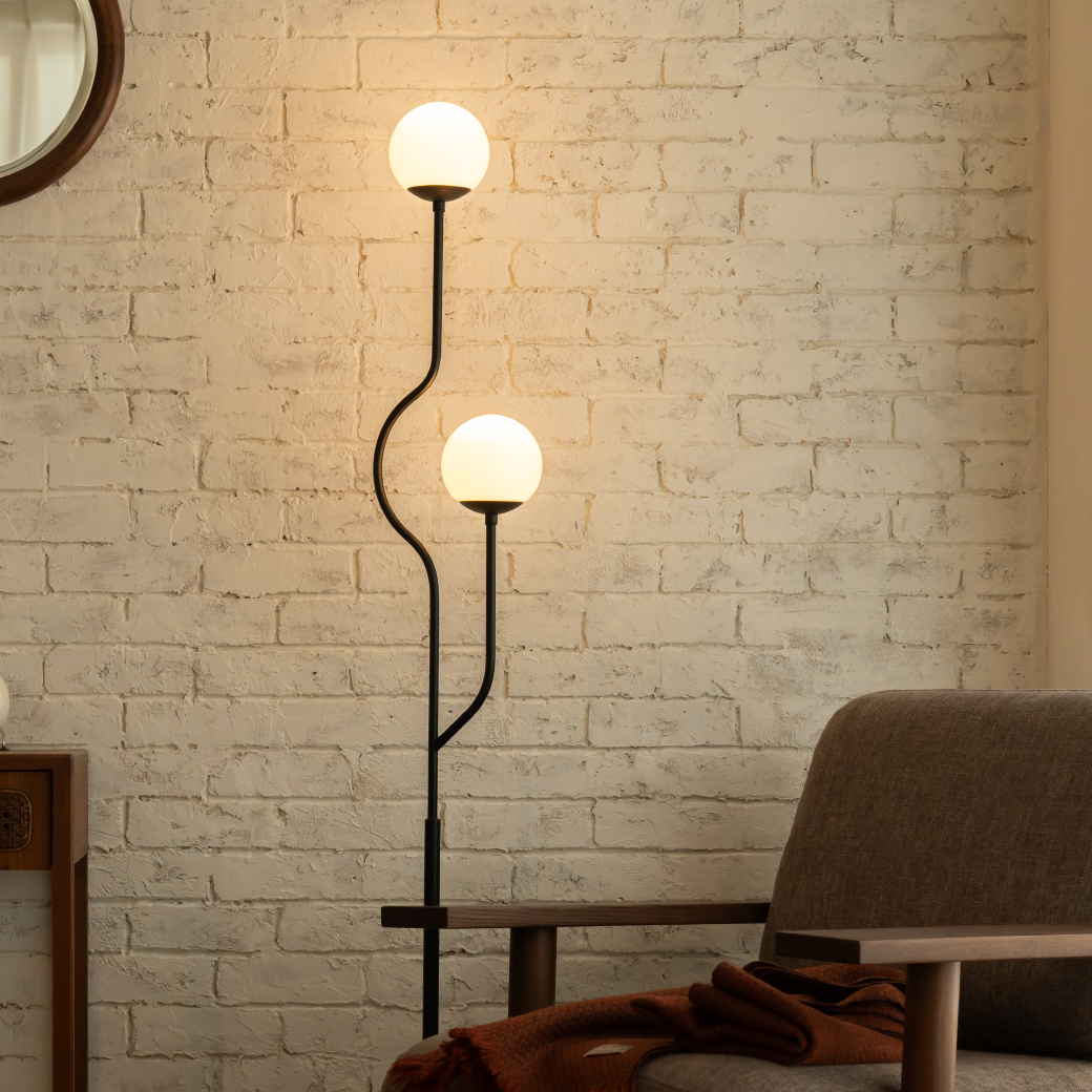 Chemin / シュマン フロアライト LED電球付き – ENEN