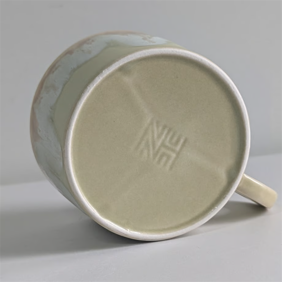 NAOKO HATA CERAMICS　マグカップ