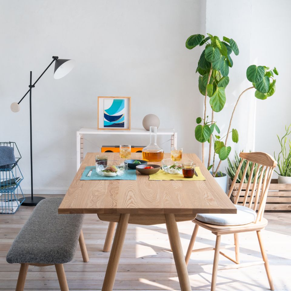 KUUM  Table W1600 × D800 - アッシュ無垢材ナチュラル / クーム テーブル