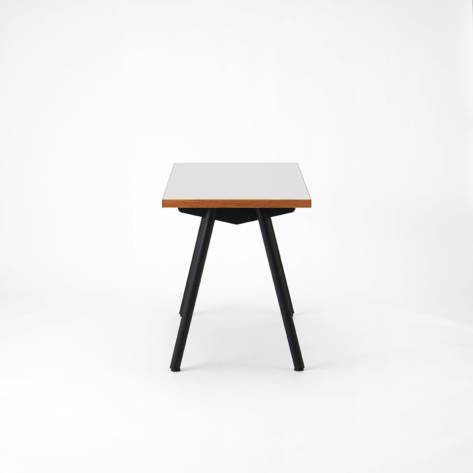 KUUM Table W1200 × D600 - メラミンホワイト / クーム テーブル