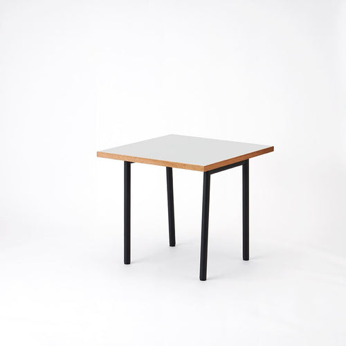 steel_U_black