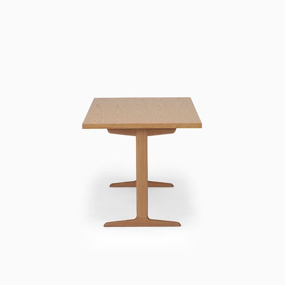 KUUM Table W1400 × D800 - オーク突板ナチュラル / クーム テーブル
