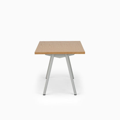 KUUM Table W1400 × D800 - オーク突板ナチュラル / クーム テーブル